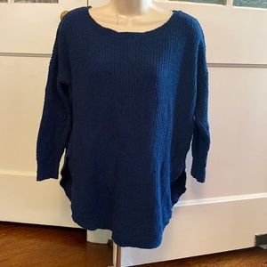 Express XS Blue 3/4 Length Scoop Hem Sweater